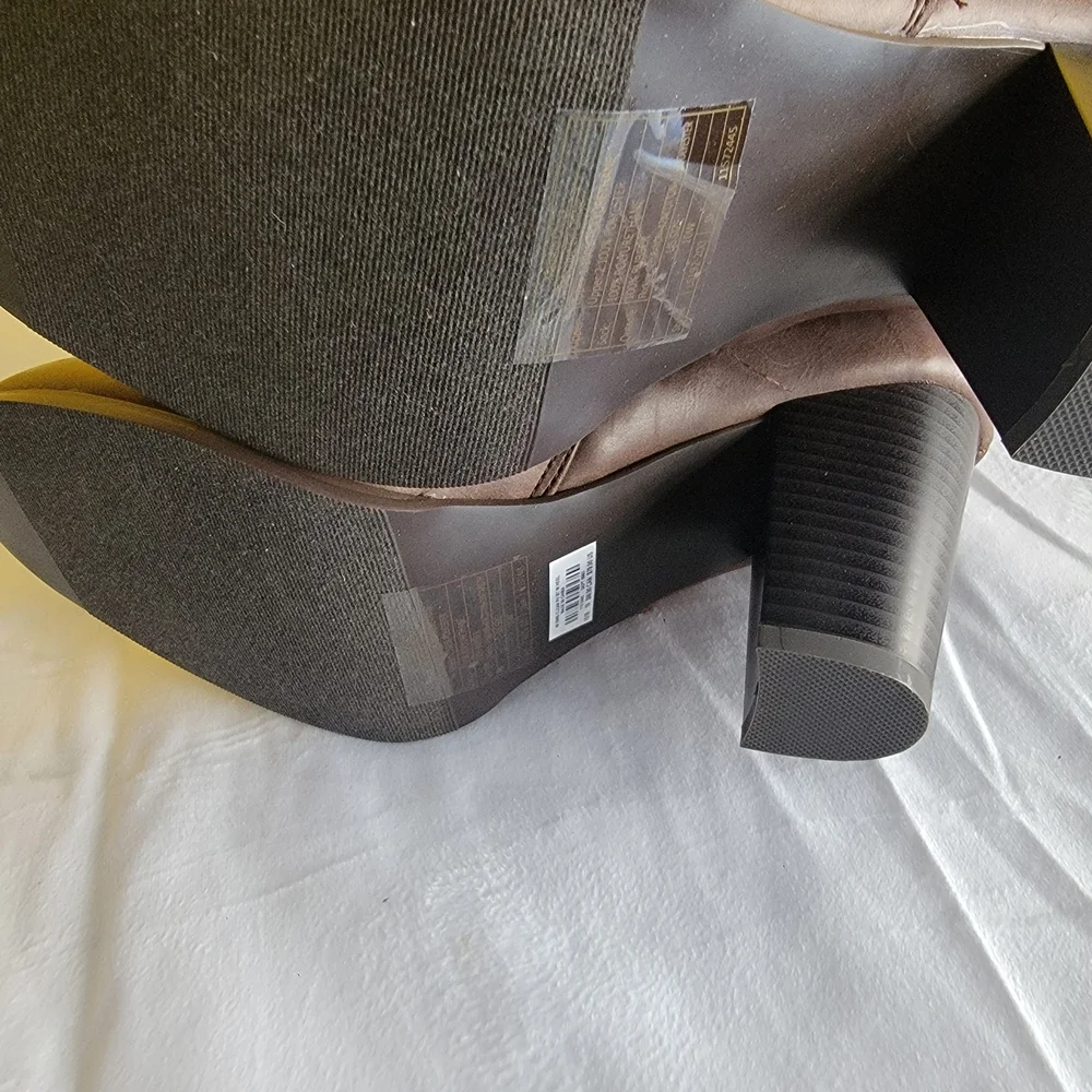 torrid Brown Mid-Calf Heeled Buckle Riding Boots - Picture 6 of 8